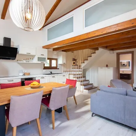 Ferienhaus Fuer 4 Personen Ca 85 Qm In Orebic, Dalmatien Sueddalmatien Casa vacanze *