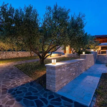 Ferienhaus Fuer 4 Personen Ca 85 Qm In Orebic, Dalmatien Sueddalmatien * Orebić