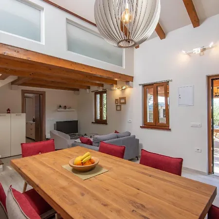 Ferienhaus Fuer 4 Personen Ca 85 Qm In Orebic, Dalmatien Sueddalmatien